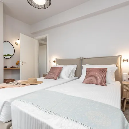 Eartha Horizon Naxos